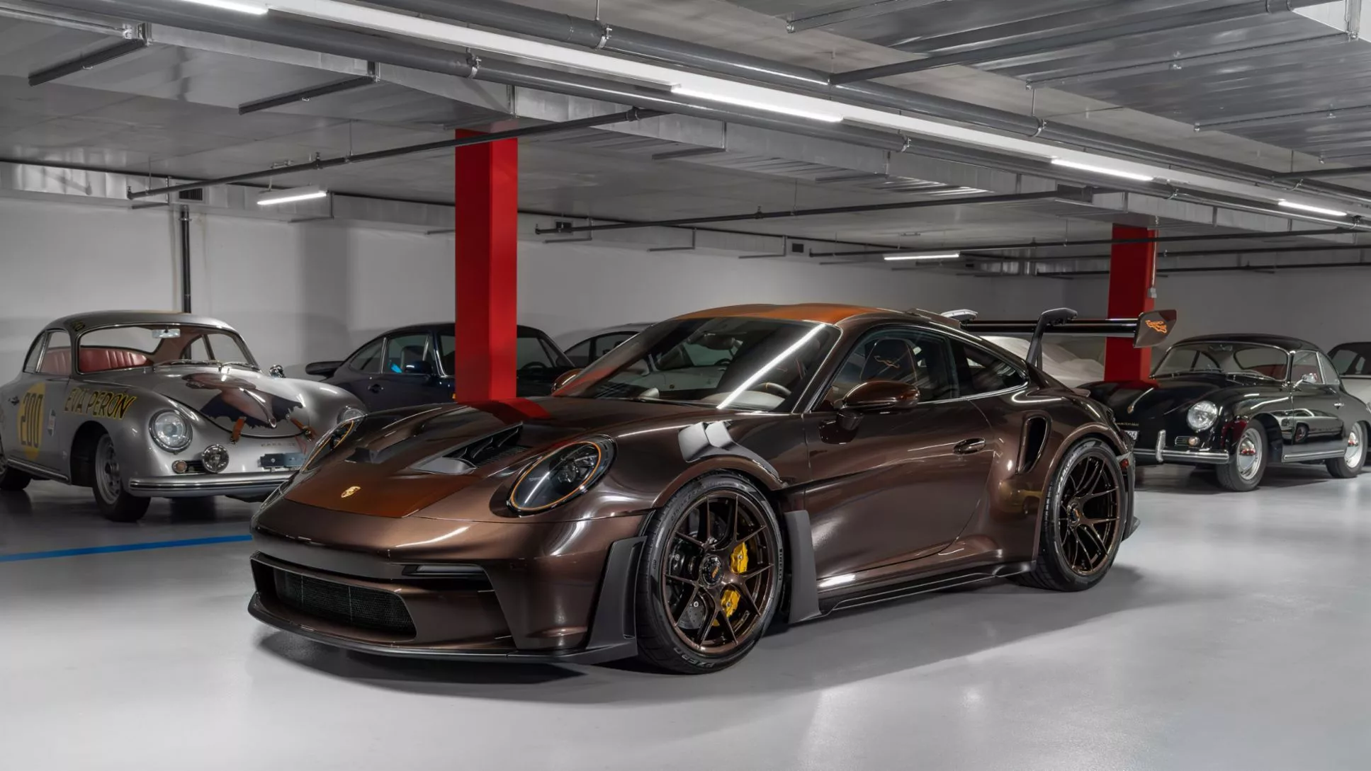 Porsche представили уникальный 911 GT3 RS: еще один пример персонализации для владельцев Porsche